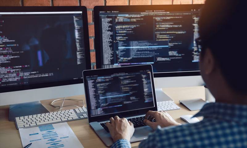 数据科学选型:R与Python如何赋能杨陵区网站建设?